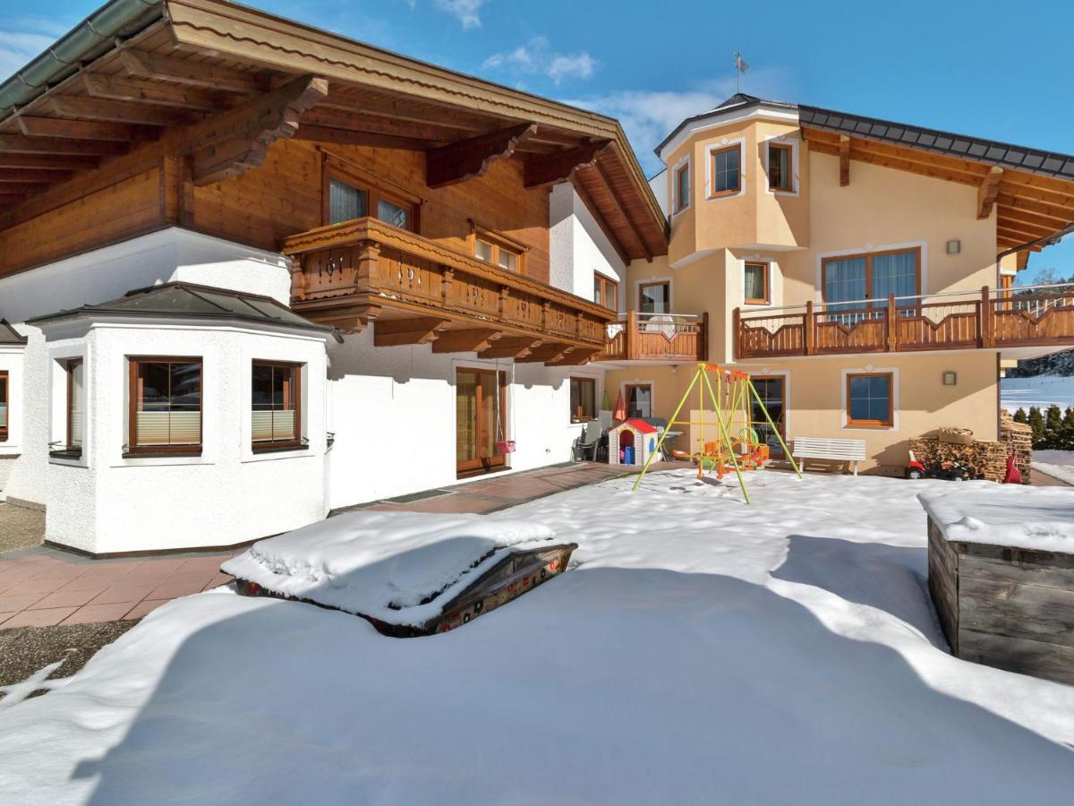 אלטנמרקט אים פונגאו Apartment In Altenmarkt In Pongau Near Ski Area מראה חיצוני תמונה